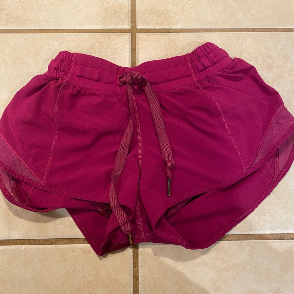 lululemon hotty hot shorts